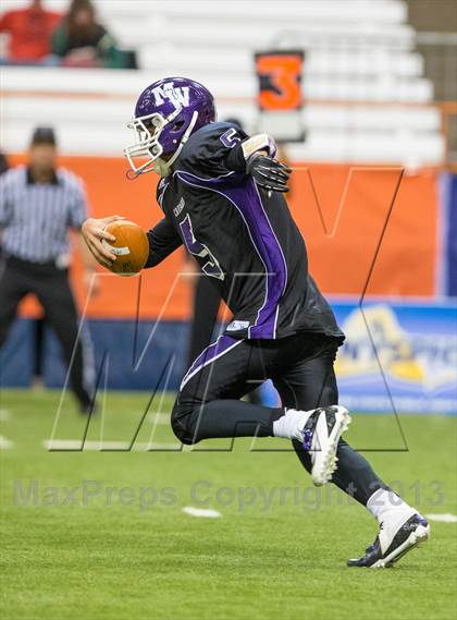 Thumbnail 2 in Aquinas vs. Monroe-Woodbury (NYSPHSAA Class AA Final) photogallery.