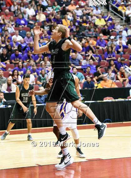 Thumbnail 3 in Mesa vs. Sunnyslope (AIA D1 Final) photogallery.