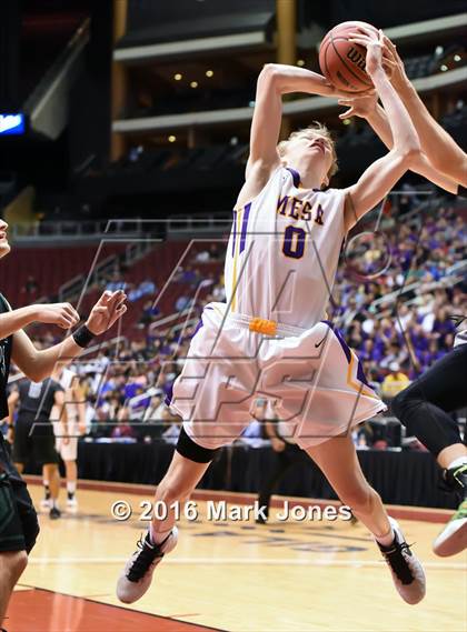 Thumbnail 3 in Mesa vs. Sunnyslope (AIA D1 Final) photogallery.