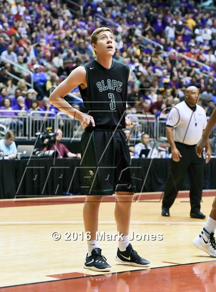 Thumbnail 2 in Mesa vs. Sunnyslope (AIA D1 Final) photogallery.