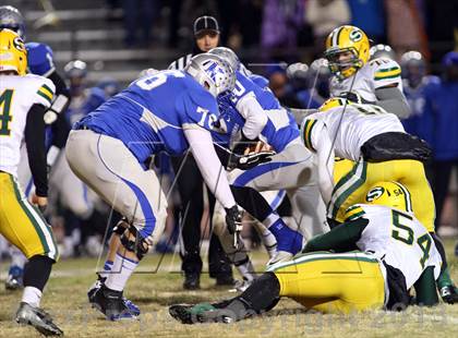 Thumbnail 3 in South vs Kapaun Mt. Carmel (KSHSAA 5A Sub-State Playoff) photogallery.