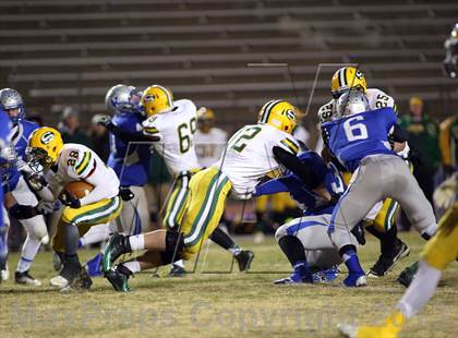 Thumbnail 1 in South vs Kapaun Mt. Carmel (KSHSAA 5A Sub-State Playoff) photogallery.