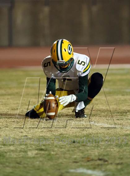 Thumbnail 3 in South vs Kapaun Mt. Carmel (KSHSAA 5A Sub-State Playoff) photogallery.