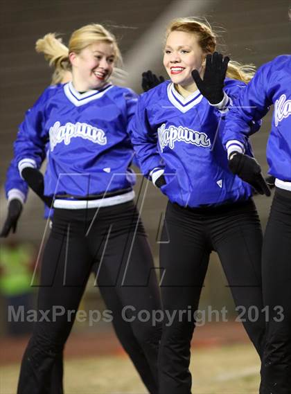 Thumbnail 1 in South vs Kapaun Mt. Carmel (KSHSAA 5A Sub-State Playoff) photogallery.