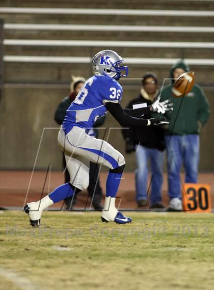 Thumbnail 2 in South vs Kapaun Mt. Carmel (KSHSAA 5A Sub-State Playoff) photogallery.