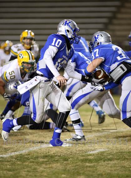 Thumbnail 2 in South vs Kapaun Mt. Carmel (KSHSAA 5A Sub-State Playoff) photogallery.