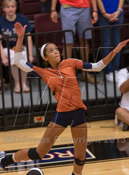 Thumbnail 1 in Madison vs. MacArthur photogallery.