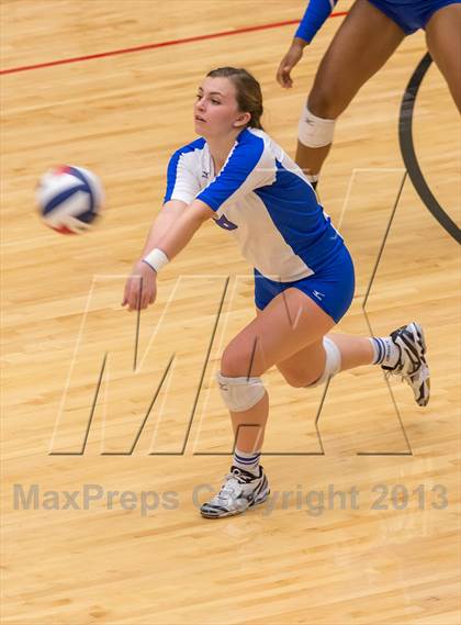 Thumbnail 2 in Madison vs. MacArthur photogallery.