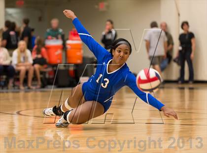 Thumbnail 2 in Madison vs. MacArthur photogallery.