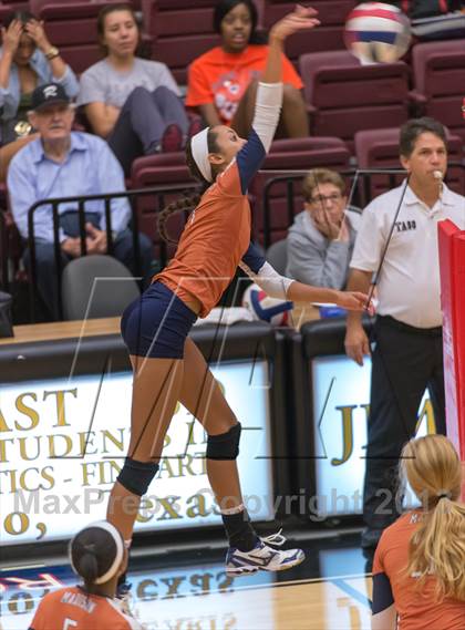 Thumbnail 1 in Madison vs. MacArthur photogallery.