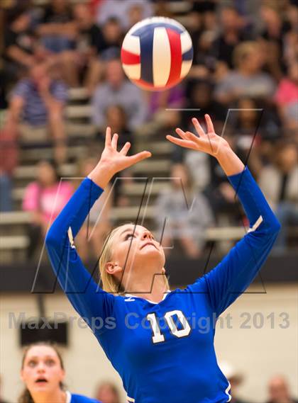 Thumbnail 2 in Madison vs. MacArthur photogallery.