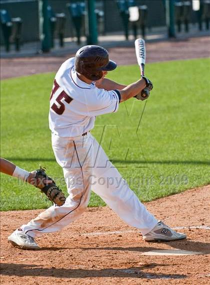 Thumbnail 1 in St. John's vs. Boston College High (MIAA D1 State Final) photogallery.