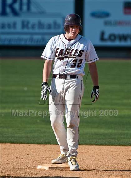 Thumbnail 1 in St. John's vs. Boston College High (MIAA D1 State Final) photogallery.