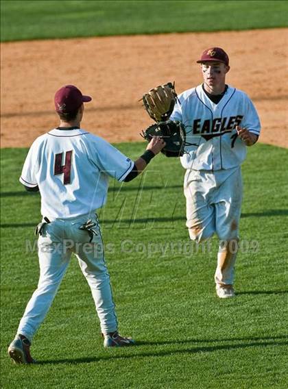 Thumbnail 1 in St. John's vs. Boston College High (MIAA D1 State Final) photogallery.