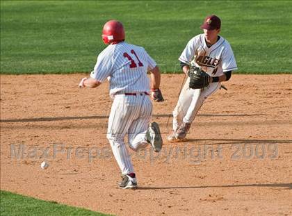 Thumbnail 3 in St. John's vs. Boston College High (MIAA D1 State Final) photogallery.