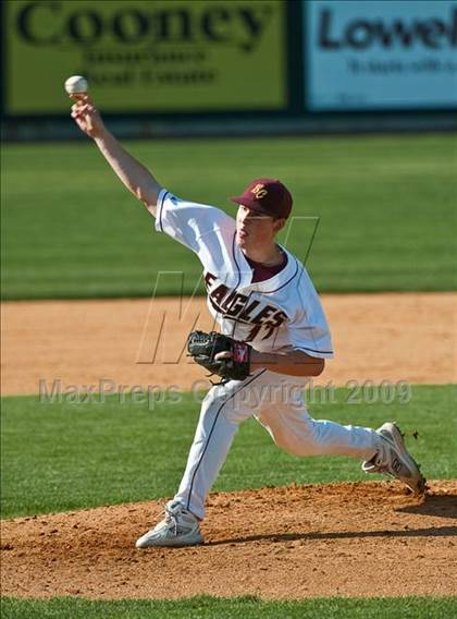 Thumbnail 3 in St. John's vs. Boston College High (MIAA D1 State Final) photogallery.