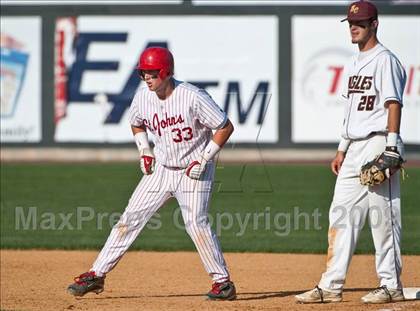 Thumbnail 2 in St. John's vs. Boston College High (MIAA D1 State Final) photogallery.