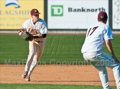 Thumbnail 2 in St. John's vs. Boston College High (MIAA D1 State Final) photogallery.