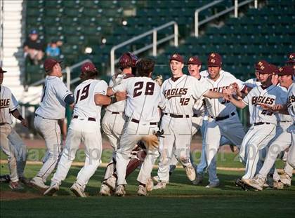 Thumbnail 2 in St. John's vs. Boston College High (MIAA D1 State Final) photogallery.