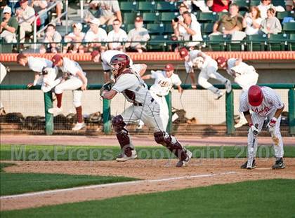 Thumbnail 1 in St. John's vs. Boston College High (MIAA D1 State Final) photogallery.