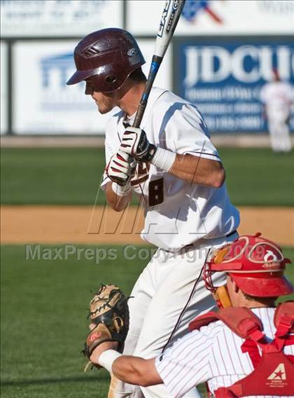 Thumbnail 3 in St. John's vs. Boston College High (MIAA D1 State Final) photogallery.