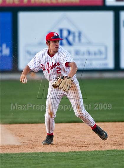 Thumbnail 1 in St. John's vs. Boston College High (MIAA D1 State Final) photogallery.
