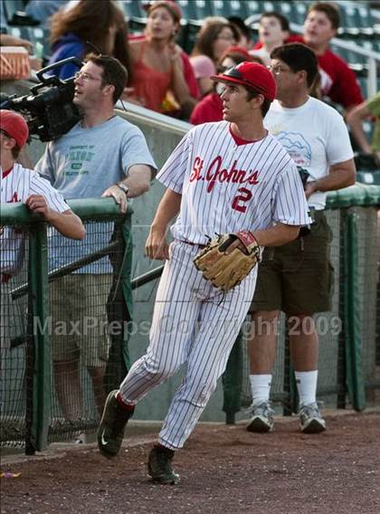Thumbnail 3 in St. John's vs. Boston College High (MIAA D1 State Final) photogallery.