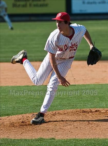 Thumbnail 1 in St. John's vs. Boston College High (MIAA D1 State Final) photogallery.