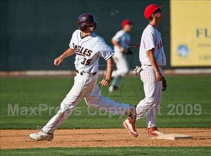 Thumbnail 2 in St. John's vs. Boston College High (MIAA D1 State Final) photogallery.