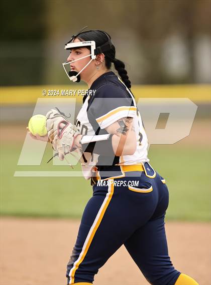 Thumbnail 1 in Shenango @ Laurel photogallery.