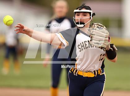 Thumbnail 1 in Shenango @ Laurel photogallery.