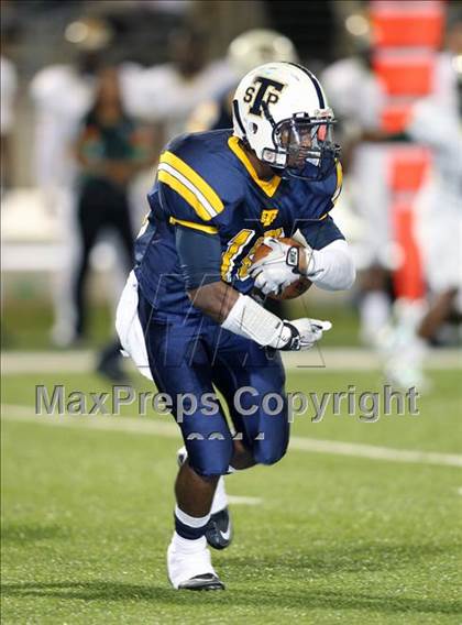 Thumbnail 1 in DeSoto @ Stony Point photogallery.