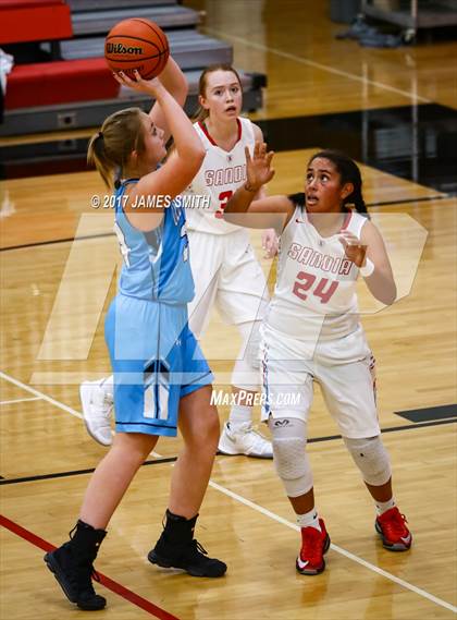 Thumbnail 2 in Cleveland vs. Sandia (Joe Armijo Basketball Classic @ Albuquerque Academy) photogallery.
