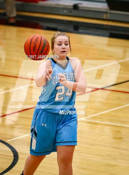 Thumbnail 2 in Cleveland vs. Sandia (Joe Armijo Basketball Classic @ Albuquerque Academy) photogallery.