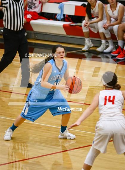 Thumbnail 2 in Cleveland vs. Sandia (Joe Armijo Basketball Classic @ Albuquerque Academy) photogallery.