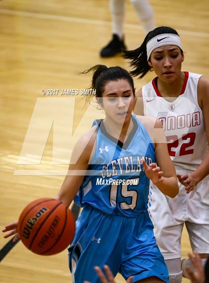 Thumbnail 2 in Cleveland vs. Sandia (Joe Armijo Basketball Classic @ Albuquerque Academy) photogallery.