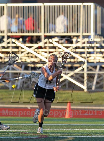 Thumbnail 2 in East Lyme vs. Wilton (CIAC Class M Semifinal) photogallery.