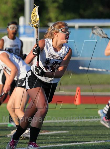 Thumbnail 1 in East Lyme vs. Wilton (CIAC Class M Semifinal) photogallery.