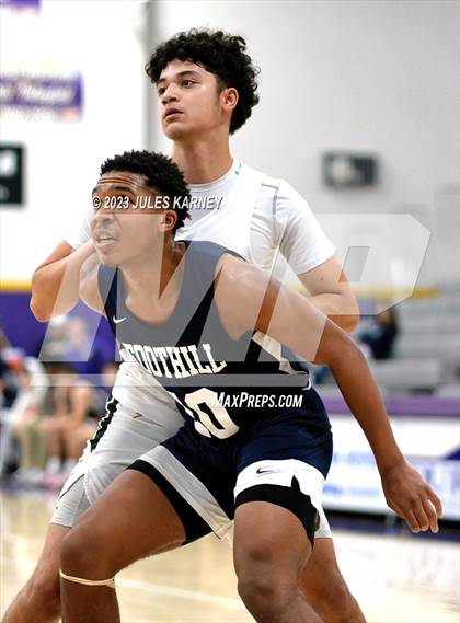 Thumbnail 3 in Foothill @ Durango photogallery.