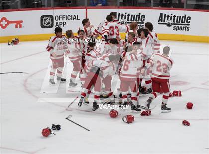 Thumbnail 3 in Regis Jesuit vs. Valor Christian (CHSAA State Final) photogallery.