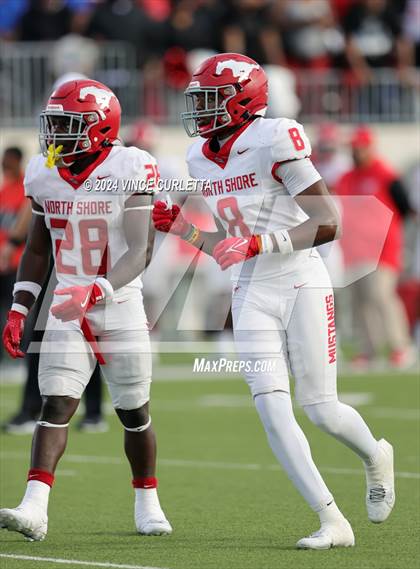 Thumbnail 3 in Westlake vs. North Shore (UIL 6A Football Semifinal Playoff) photogallery.