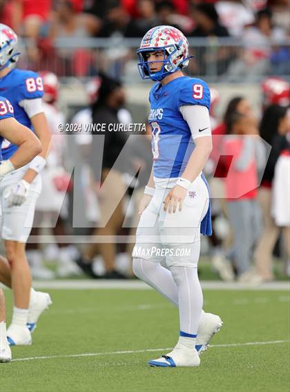 Thumbnail 3 in Westlake vs. North Shore (UIL 6A Football Semifinal Playoff) photogallery.