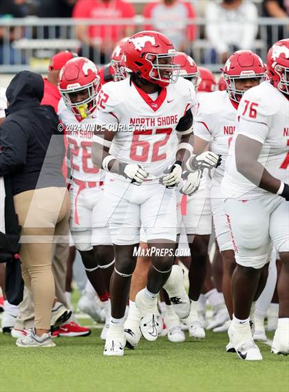 Thumbnail 2 in Westlake vs. North Shore (UIL 6A Football Semifinal Playoff) photogallery.
