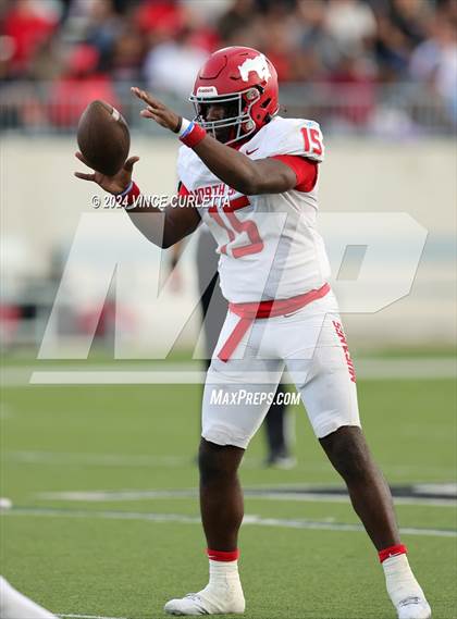 Thumbnail 1 in Westlake vs. North Shore (UIL 6A Football Semifinal Playoff) photogallery.