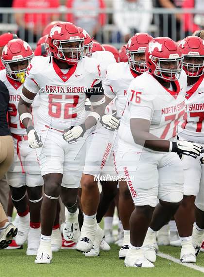 Thumbnail 1 in Westlake vs. North Shore (UIL 6A Football Semifinal Playoff) photogallery.