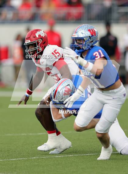Thumbnail 1 in Westlake vs. North Shore (UIL 6A Football Semifinal Playoff) photogallery.