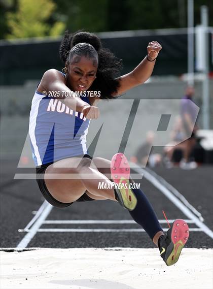 Thumbnail 3 in NCHSAA 4A West Regional (Long Jump) photogallery.