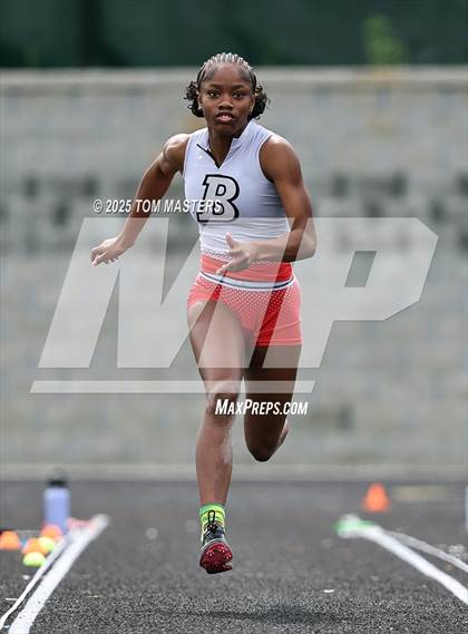 Thumbnail 1 in NCHSAA 4A West Regional (Long Jump) photogallery.