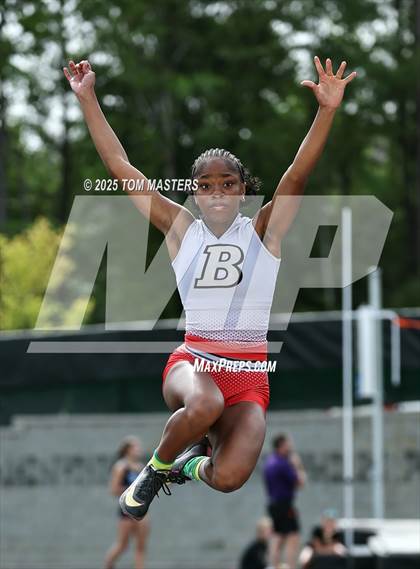 Thumbnail 2 in NCHSAA 4A West Regional (Long Jump) photogallery.