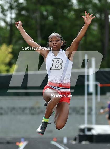 Thumbnail 2 in NCHSAA 4A West Regional (Long Jump) photogallery.